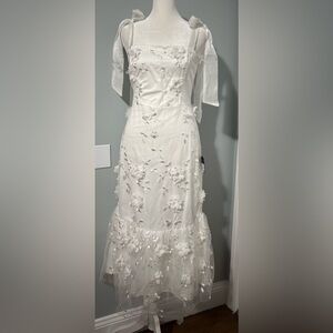 Lulu's Divinely Adored White
Embroidered Floral Tie-Strap Midi Dress Size S